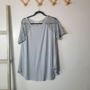 NWOT ZENANA WOMEN'S GRAY LACE SLEEVE BLOUSE SIZE XL